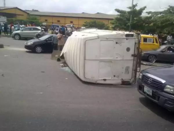 Tragic!!! Car Running From Police Loses Control & Crashes Into Other Cars [See Photos]